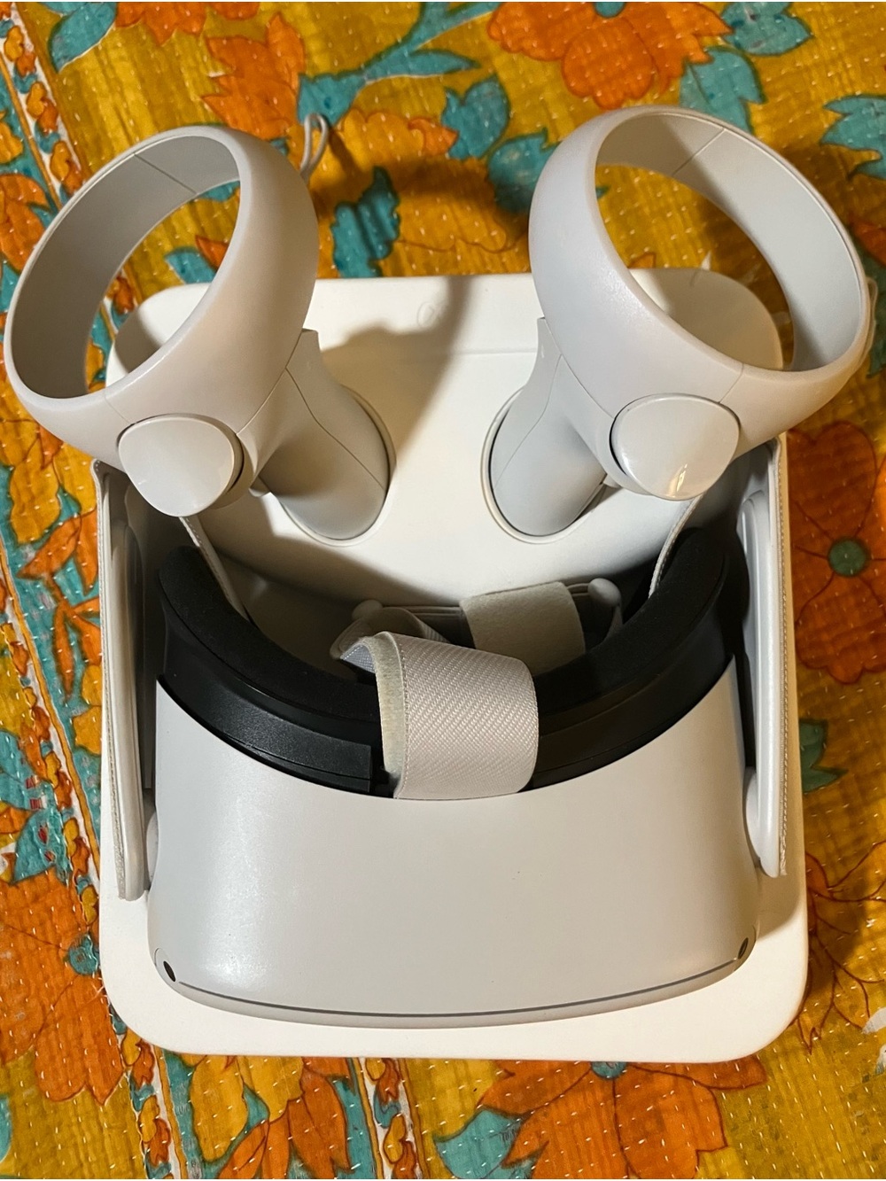 Meta Quest 2 VR Headset